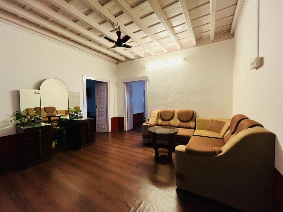 Coorg Daffodil Guesthouse Madikeri Buitenkant foto